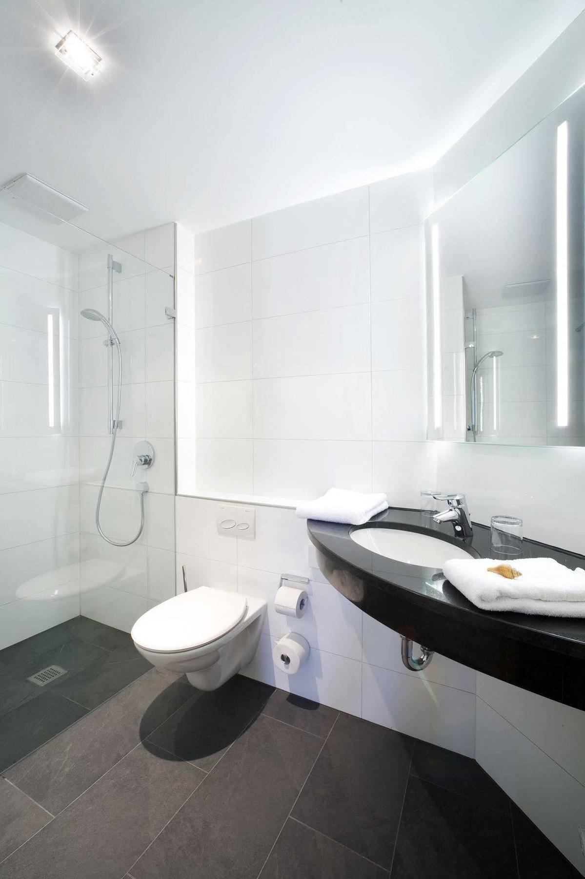 Hotel Lindenberger Hof 3*